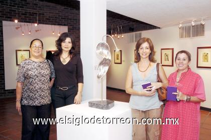 01102006 
Soledad Gordillo, Lourdes Bernal, Rosy del Toro e Ionne Villarreal.