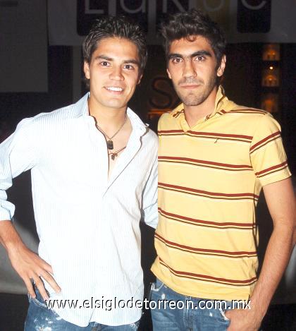 03102006
José Mijares Caín y Abel Hassam.