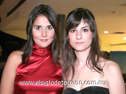 04102006
Gaby Córdova y Rosé Murra.