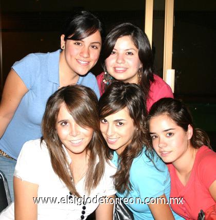 04102006
Montse, Arantza, Ana Sofía, Ana y Pamela.