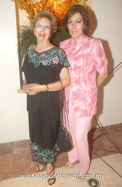 05102006
Aurorita Máynez e Ivonne Rivera.