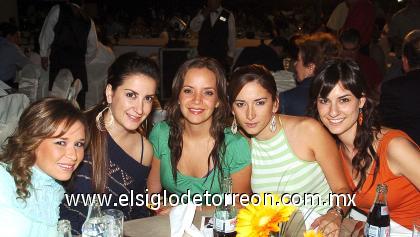 09102006
Ángela Navarro, Lucero Velásquez, Marisú del Bosque, Edna Garza y Rosé Murra.