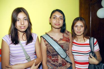 08102006 
Melissa Sánchez, Diana Garrido y Karla Sánchez.