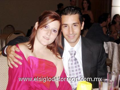 08102006 
Nora González y Alfredo Fernández.