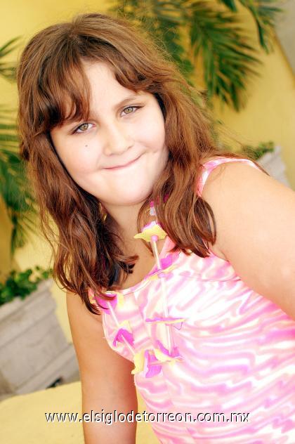 11102006
Con motivo de su noveno cumpleaños, Estefanía Campa Zuno disfrutó de una bonita fiesta en días pasados.
