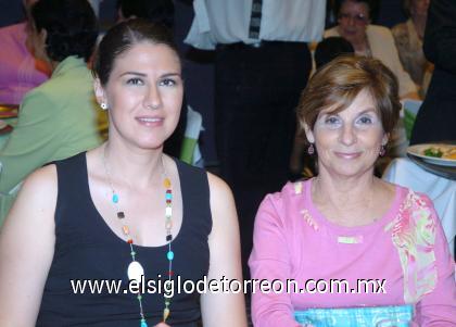 11102006
Martha Chávez de Montellano y Martha Irene Flores de Dávila.