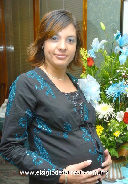 11102006
Jahzzel de Melo espera bebé para este mes de octubre.