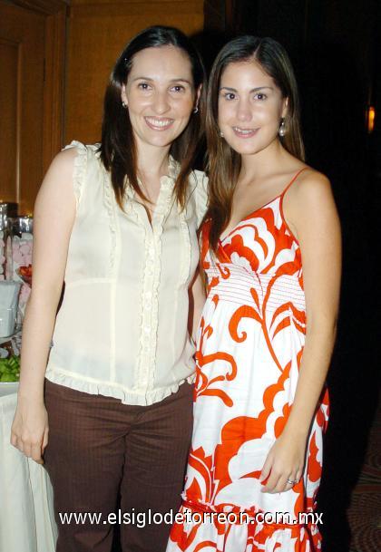 13102006 
Mariana Martínez y Gabriela Díaz de León.
