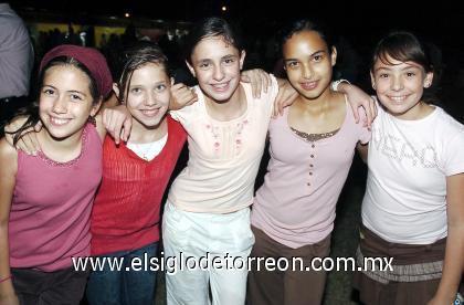 15102006 
Isabel González, Camila Batarse,Isabel Muñoz, Luisa Máynez y María Córdova.