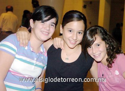 15102006 
Marcela Martínez, Martha Castrellón y Jimena de la Peza.