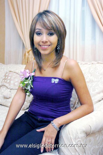 15102006 
Por su próximo enlace nupcial con Fernando Kantun Nava, Liliana Rodríguez fue despedida de su soltería.