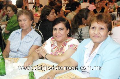 15102006 
Margarita Madrid, Patricia Simón y Mayela Lozano.