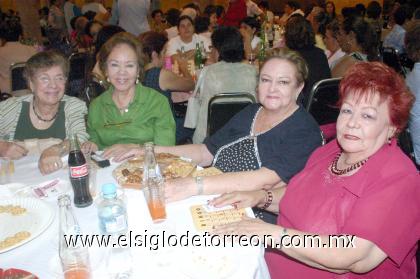 15102006 
Ollivia, Carmen, Caro y Yolanda.