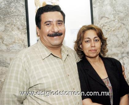 15102006 
Pablo González y Sara de González.