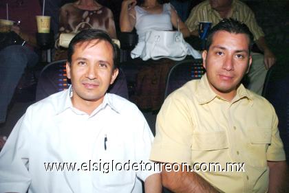 16102006
Gerardo Díaz Carrera y Juan Manuel López Haro.