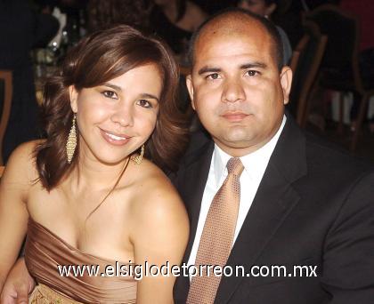 16102006
Marcela de Pimentel y Alejandro Pimentel.