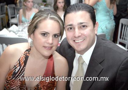 17102006
Brenda Baille de Villalobos y Julio Gustavo