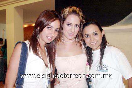 20102006 
Liliana Villa, Daniela Ramos y Daniela Vega.