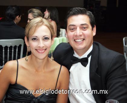 21102006 
 Bárbara y Guillermo Lavín
