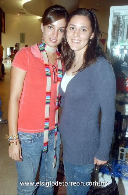 22102006 
Mary Barriaga y Analía Díaz Ceballos.