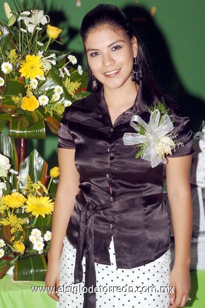 22102006 
Fabiola García Durán contraerá nupcias en breve.