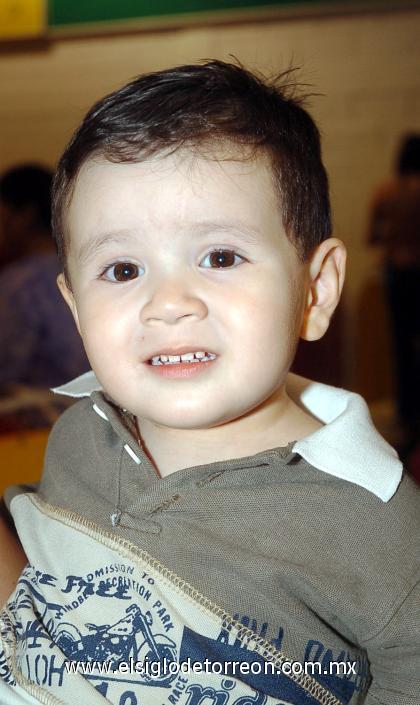 22102006 
El pequeño Ismael cumplió dos años de edad.
