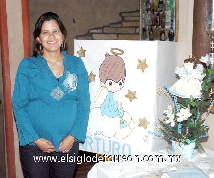 22102006 
Ingrid Ávila de Ramírez en su fiesta de canastilla.
