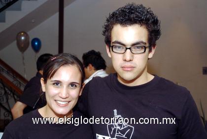 22102006 
Mabel Faedo y Andrés Méndez.