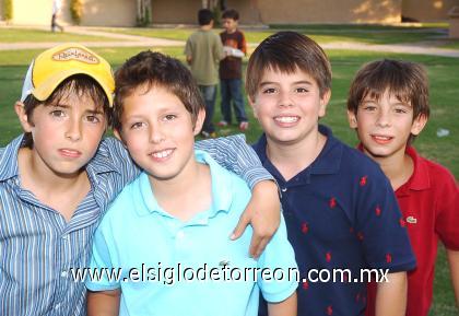 25102006
Memo Anaya, Mauricio Treviño, Diego Carlos y Santiago Jiménez.