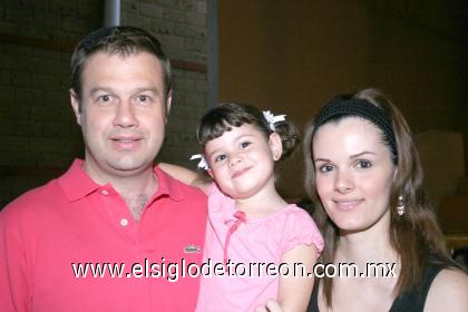 24102006
Jorge, Cecilia y Andrea Sada.