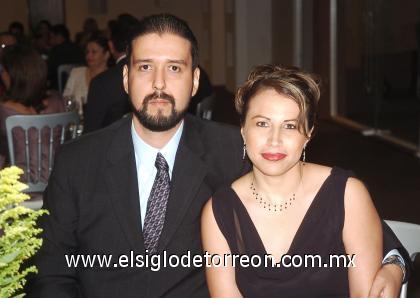 25102006
Josue Zamarripa y Blanca Rosa Vargas.