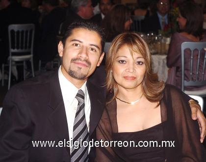 25102006
Ramiro Adebel Martínez y María Rodríguez.