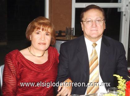 26102006
Blanca María y Arturo González.