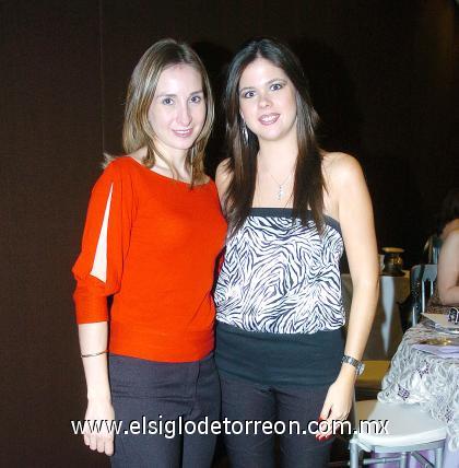 28102006 
 Alina Martínez de Gutiérrez y Mariana Sánchez de Manjarrez