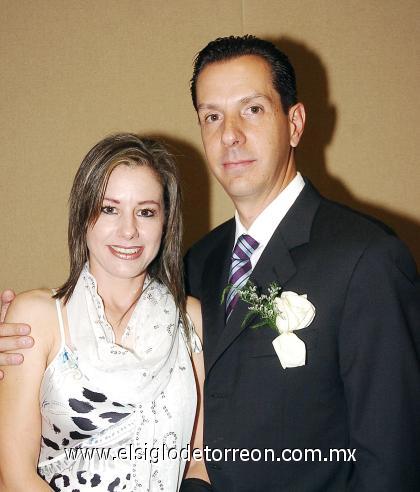 28102006
 Lorena Topete y Gerardo Leal