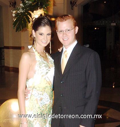 28102006 
 Yadzia Pacheco y José Antonio Chong
