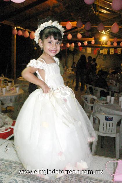 29102006 
La pequeña Nicole Ochoa Corona cumplió tres años.