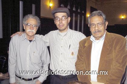 29102006 
Saúl Rosales, Julio César Félix y Alonso Licerio.