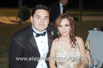 29102006 
Carlos Mijares y Ale de Mijares.
