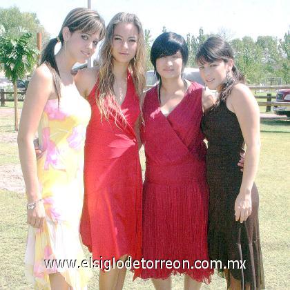 30102006
Mónica R., Marigabi Gutiérrez, Claudia A. y Ana Cano.