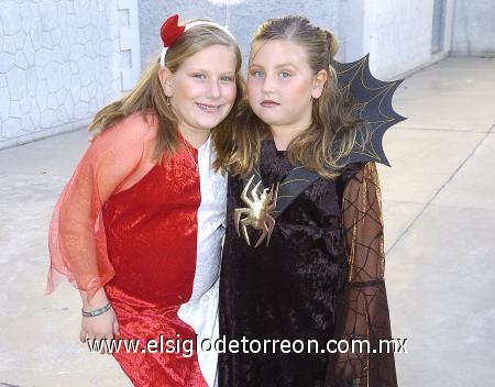 01112006
Natalia y Ángela Hamdan Calleja.