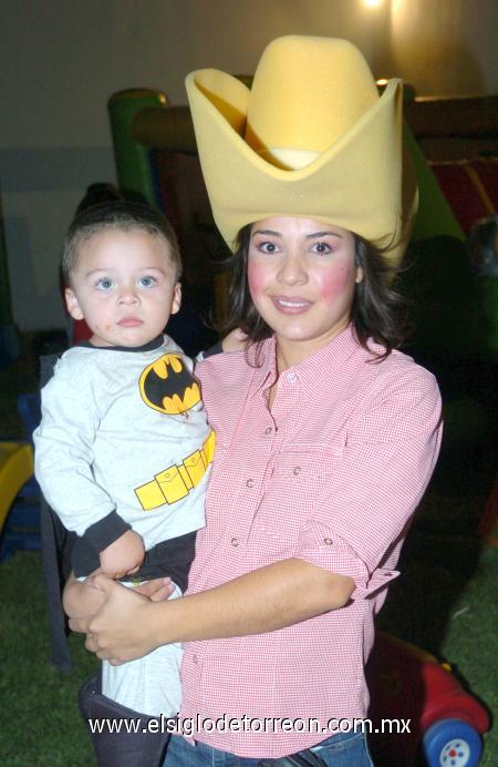 06112006
Ramiro Enríquez Barba y Mónica de Enríquez.