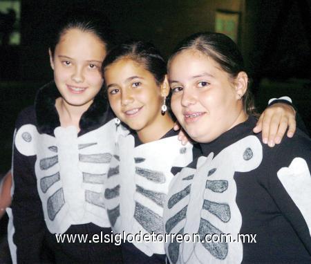 05112006 
Regina González, Cristina Murra y Margarita Zataráin.