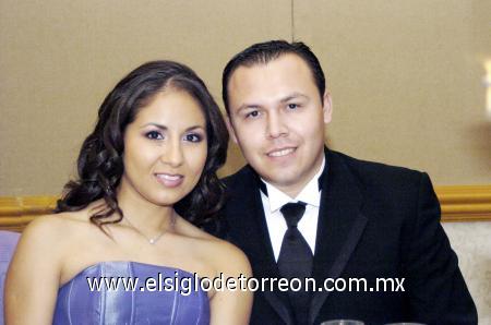 05112006 
Érika Vera y Jesús Corrales.