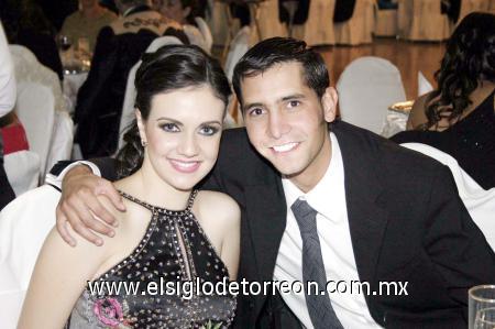 10112006 
Paulina Macías y Beto Valdés.