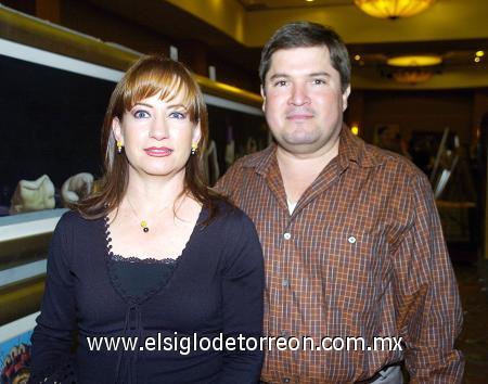 11112006
 Claudia y Gerardo Valdés