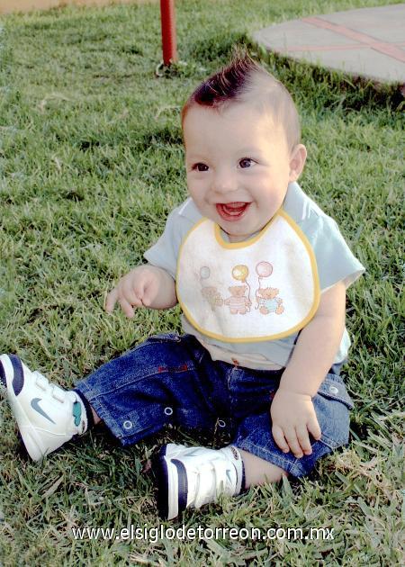 12112006 
Carlitos Blanco Rodríguez, en pasado convivio infantil.