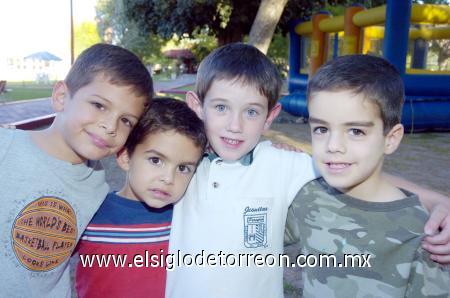 12112006 
Guillermo Ramírez, Santiago Ramírez,Fernando Córdova y Alfredo Máynez.