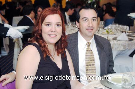 12112006 
José y Maya Cordero.