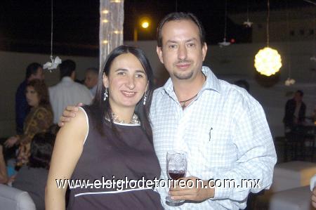 12112006 
Maribel González de Saldaña y Alfonso Saldaña Villarreal.